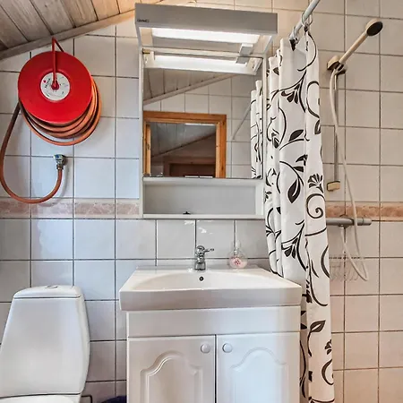 Σπίτι διακοπών Gorgeous In With Sauna Tjorhom